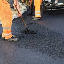 Best Gravel Driveway Installation  in Meridian Hills, IN